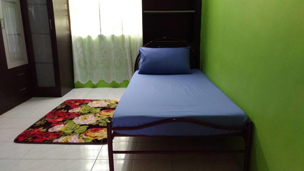 Umaira Homestay Chemor Bagian luar foto
